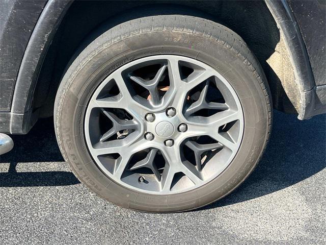 used 2019 Jeep Grand Cherokee car, priced at $20,106