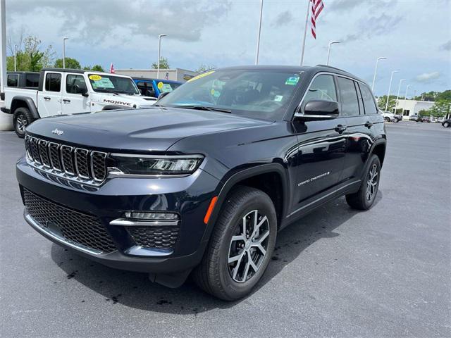 new 2024 Jeep Grand Cherokee car, priced at $51,588