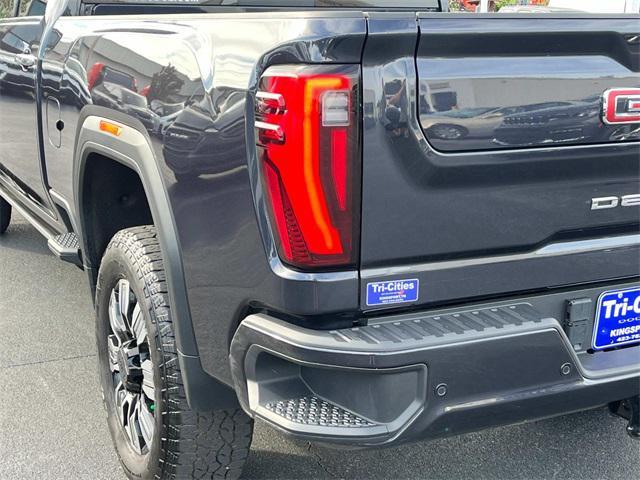 used 2024 GMC Sierra 2500 car, priced at $75,981