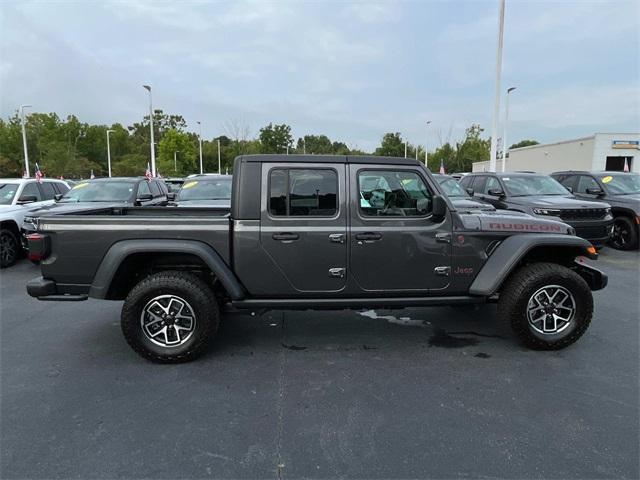 new 2024 Jeep Gladiator car, priced at $55,324