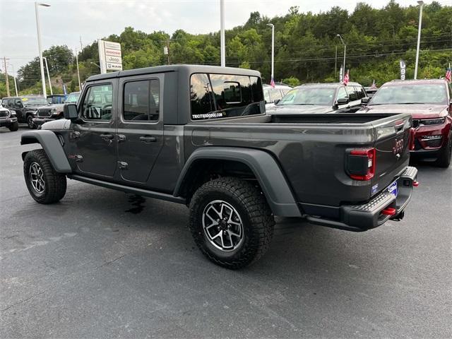 new 2024 Jeep Gladiator car, priced at $55,324