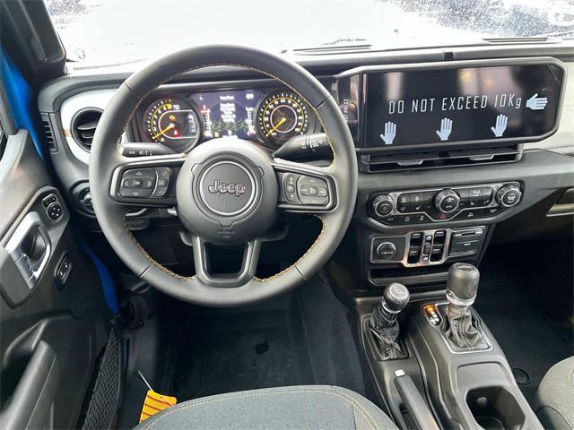new 2025 Jeep Gladiator car, priced at $47,601
