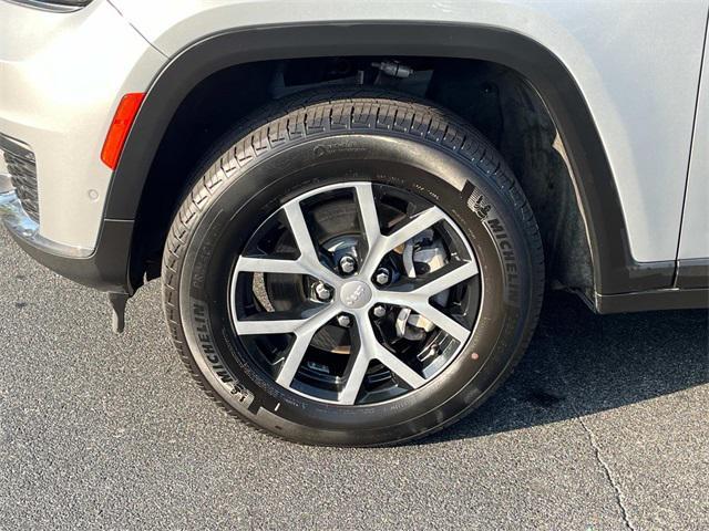 used 2024 Jeep Grand Cherokee L car, priced at $35,252