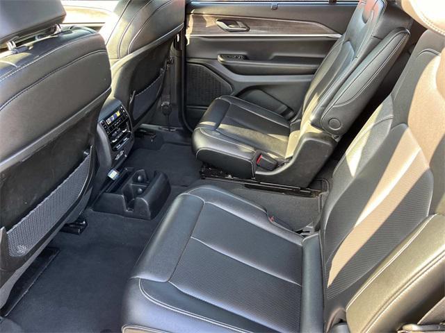 used 2024 Jeep Grand Cherokee L car, priced at $35,252