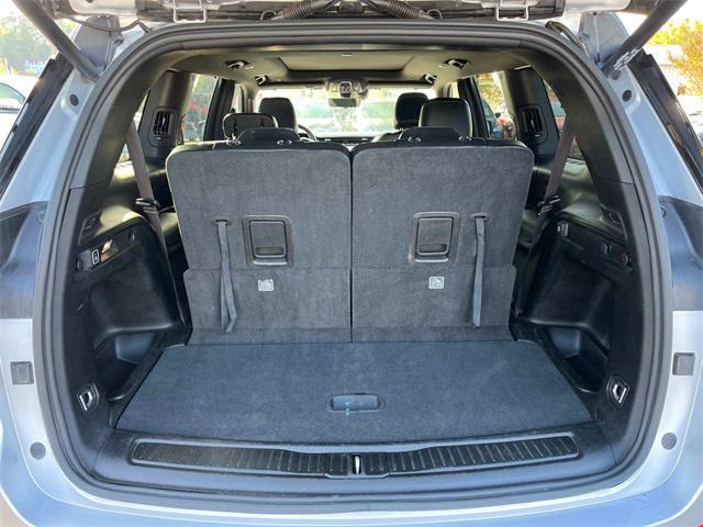used 2024 Jeep Grand Cherokee L car, priced at $35,252