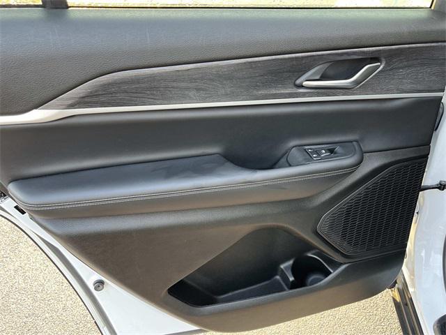 used 2023 Jeep Grand Cherokee L car, priced at $31,021