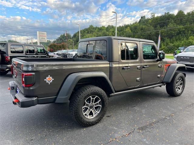 used 2024 Jeep Gladiator car, priced at $47,114