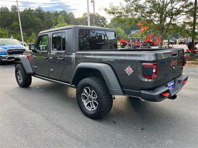 used 2024 Jeep Gladiator car, priced at $47,114