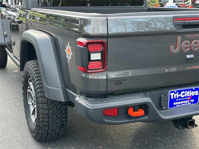 used 2024 Jeep Gladiator car, priced at $47,114
