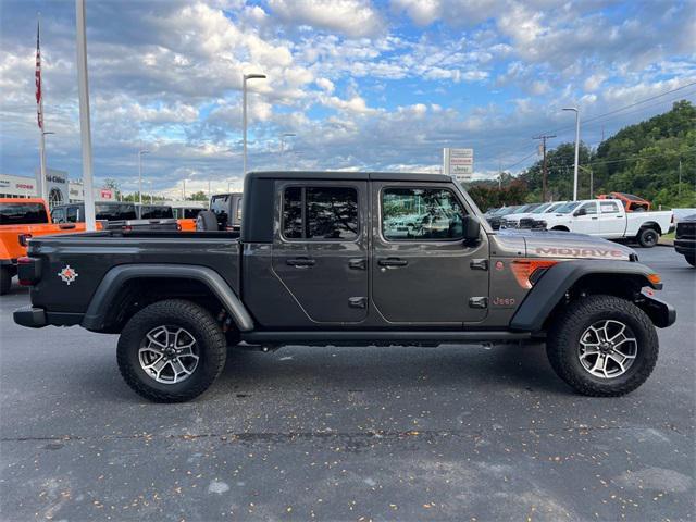 used 2024 Jeep Gladiator car, priced at $47,114