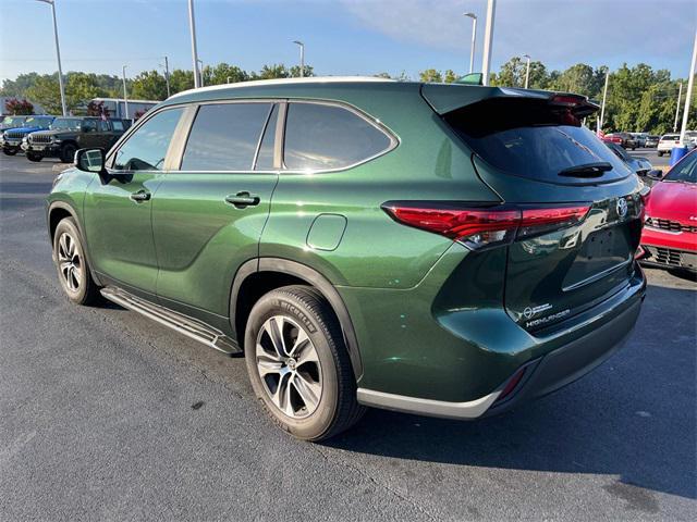 used 2023 Toyota Highlander car, priced at $37,885