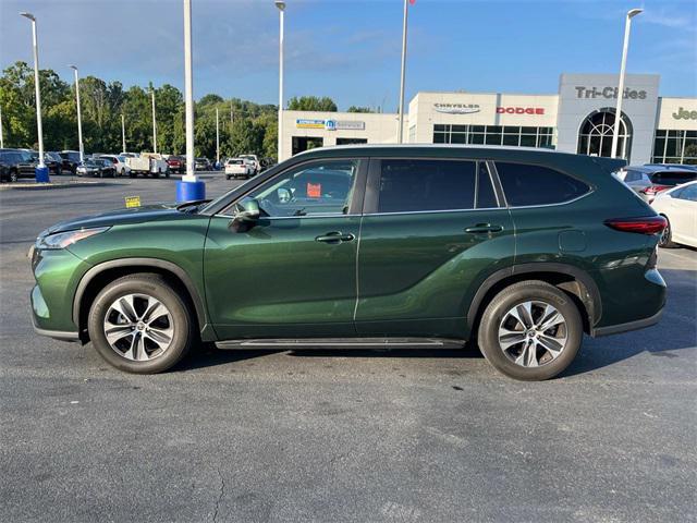 used 2023 Toyota Highlander car, priced at $37,885