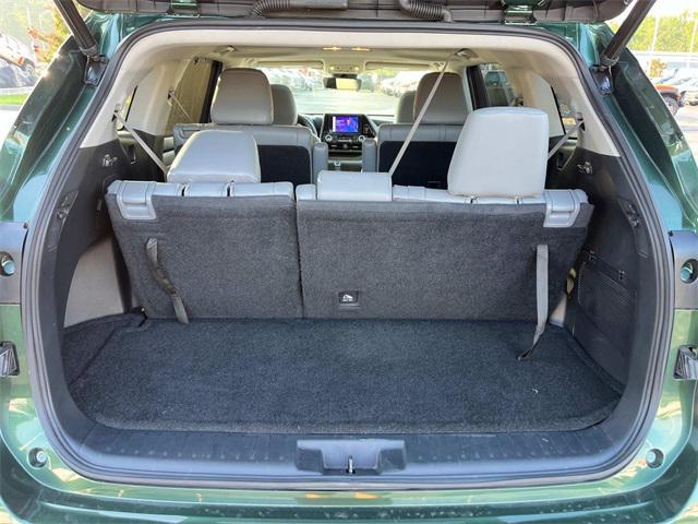 used 2023 Toyota Highlander car, priced at $37,885