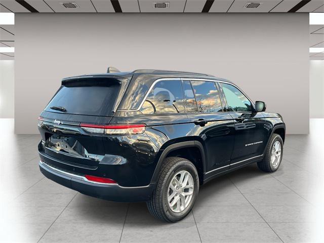new 2025 Jeep Grand Cherokee car, priced at $41,842