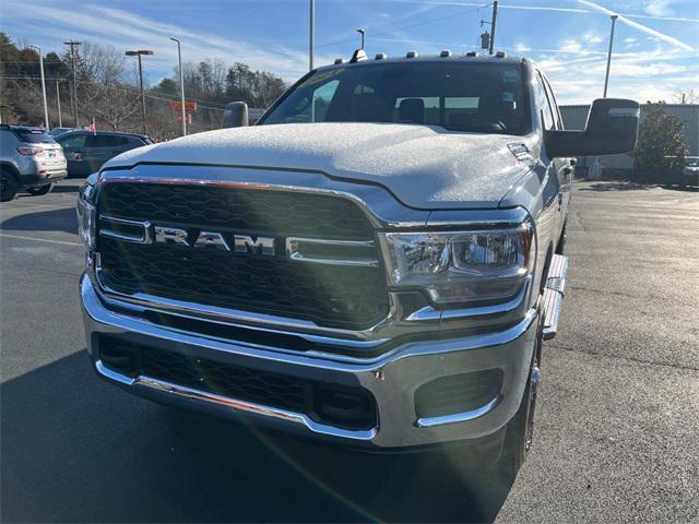 new 2024 Ram 3500 car, priced at $68,348