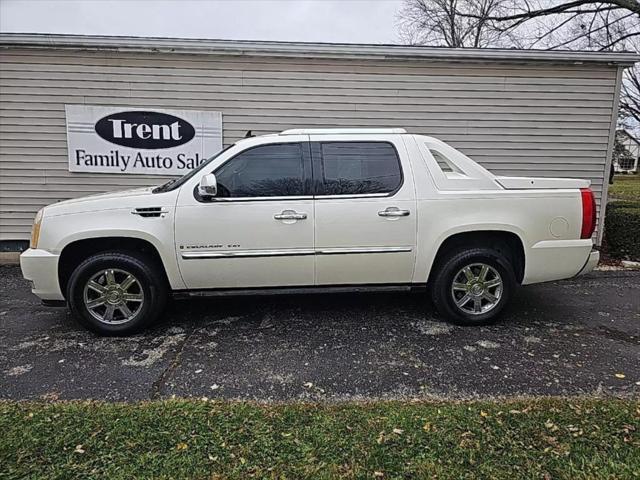 used 2009 Cadillac Escalade EXT car, priced at $17,411