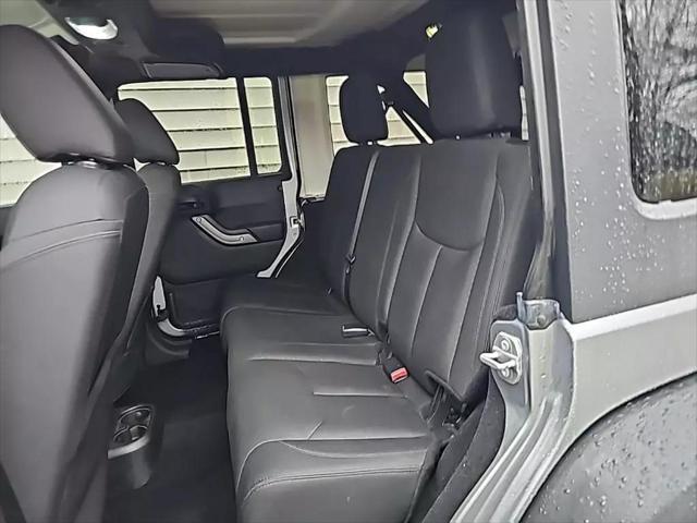 used 2015 Jeep Wrangler Unlimited car, priced at $20,675