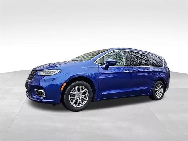 used 2021 Chrysler Pacifica car, priced at $18,925