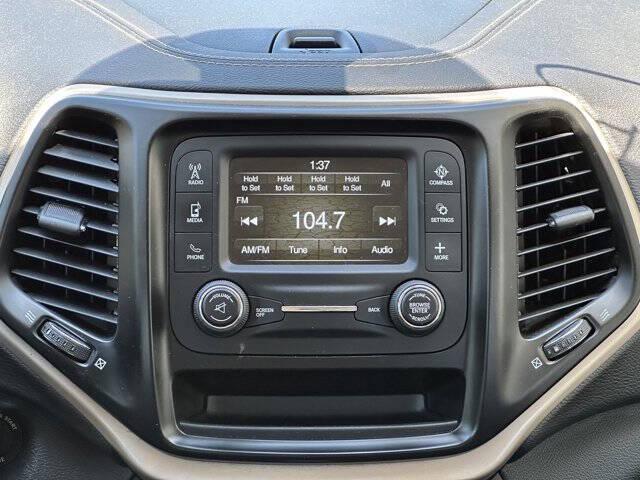 used 2015 Jeep Cherokee car, priced at $6,995
