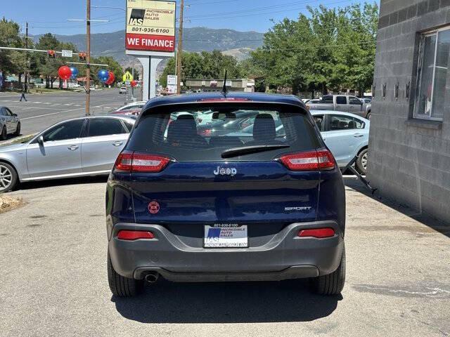 used 2015 Jeep Cherokee car, priced at $6,995