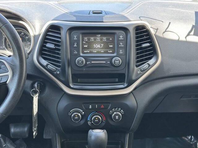used 2015 Jeep Cherokee car, priced at $6,995