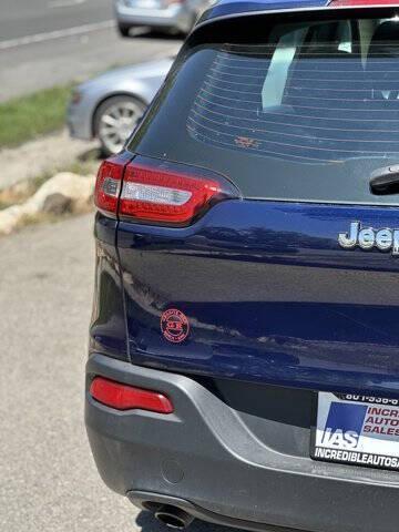 used 2015 Jeep Cherokee car, priced at $6,995