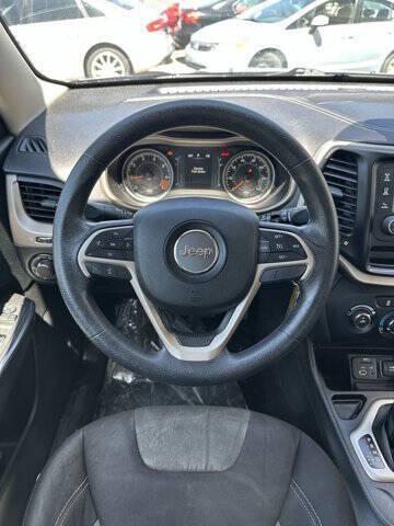 used 2015 Jeep Cherokee car, priced at $6,995