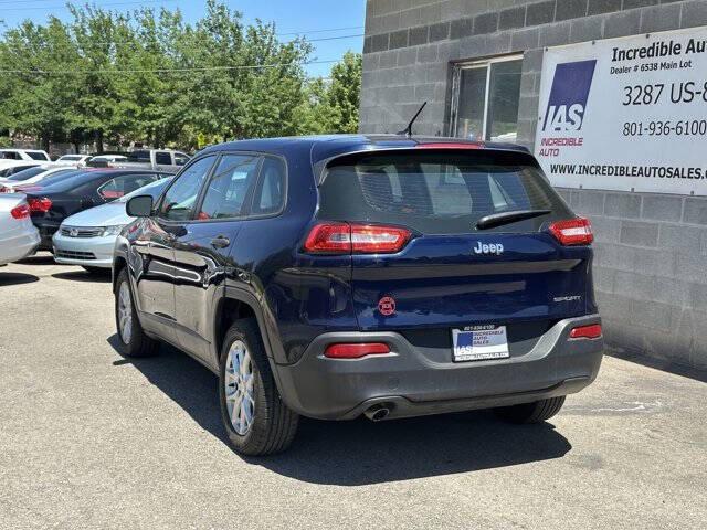used 2015 Jeep Cherokee car, priced at $6,995