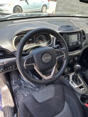 used 2015 Jeep Cherokee car, priced at $6,995