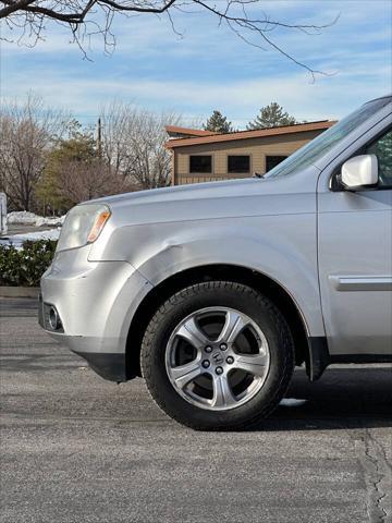 used 2012 Honda Pilot car, priced at $5,995