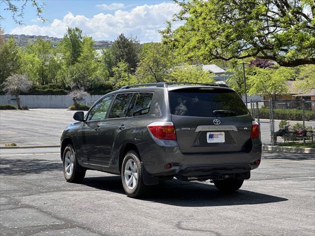 used 2009 Toyota Highlander car, priced at $5,995