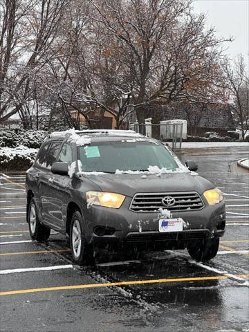 used 2009 Toyota Highlander car, priced at $6,995