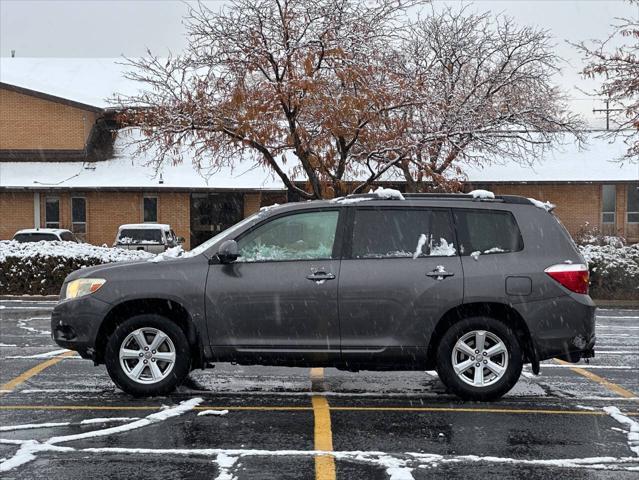 used 2009 Toyota Highlander car, priced at $6,995