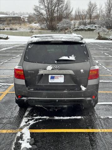 used 2009 Toyota Highlander car, priced at $6,995