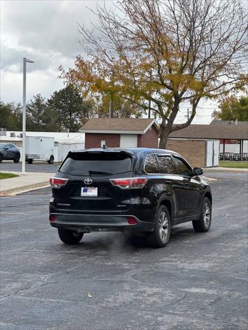 used 2015 Toyota Highlander car, priced at $11,995