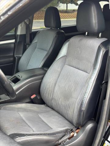 used 2015 Toyota Highlander car, priced at $11,995