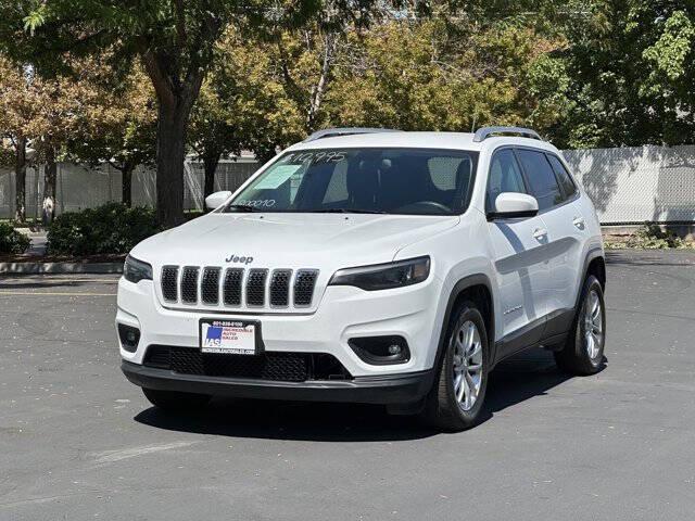 used 2019 Jeep Cherokee car, priced at $10,995