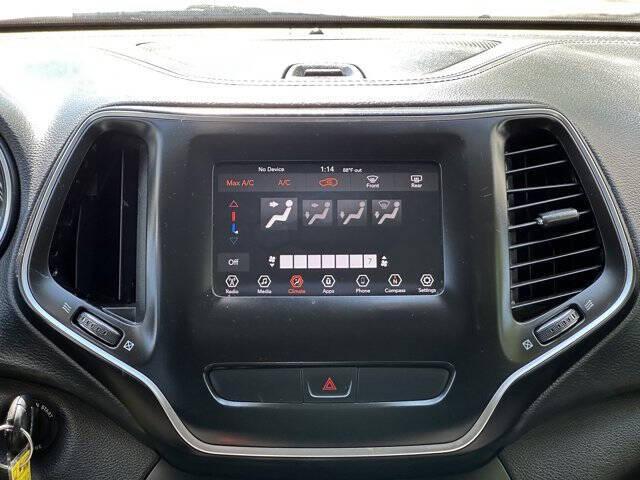 used 2019 Jeep Cherokee car, priced at $10,995