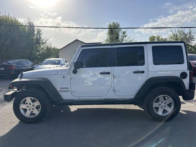 used 2014 Jeep Wrangler Unlimited car, priced at $11,995
