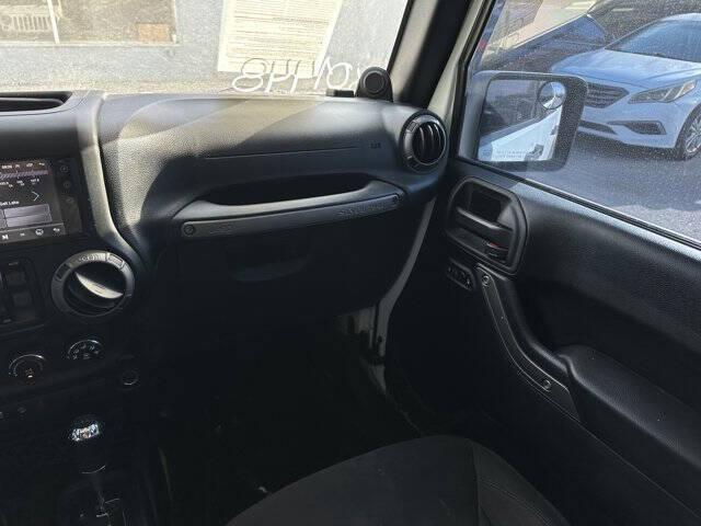 used 2014 Jeep Wrangler Unlimited car, priced at $11,995