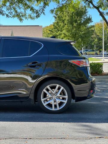 used 2015 Lexus CT 200h car, priced at $10,995