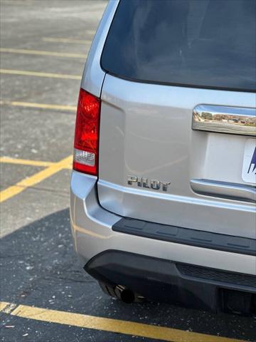 used 2012 Honda Pilot car, priced at $5,995