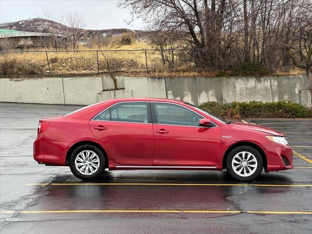 used 2013 Toyota Camry Hybrid car, priced at $5,995