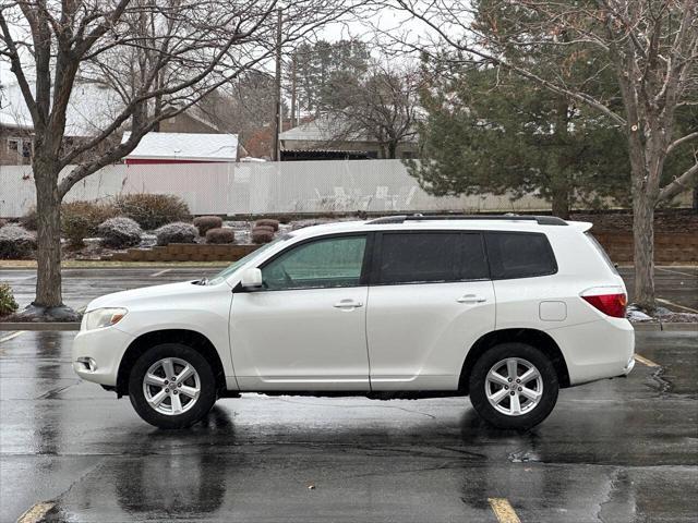 used 2010 Toyota Highlander car, priced at $6,995