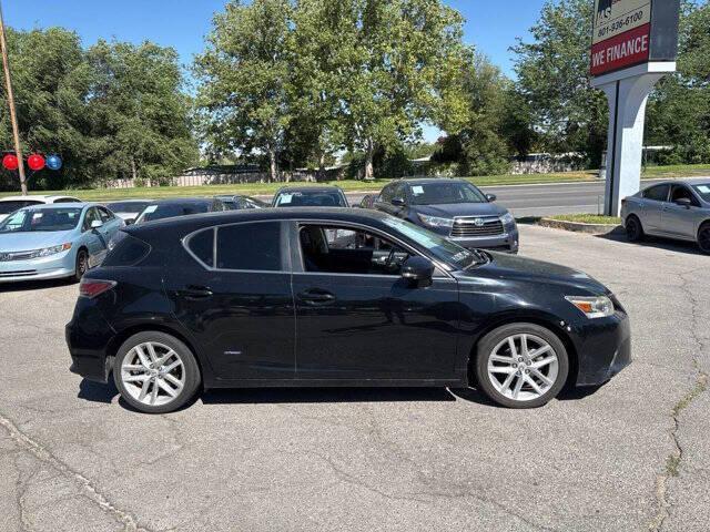 used 2015 Lexus CT 200h car, priced at $9,995