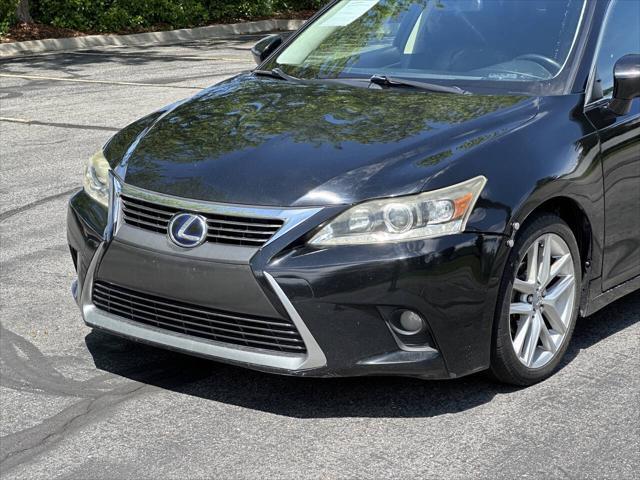 used 2015 Lexus CT 200h car, priced at $9,995