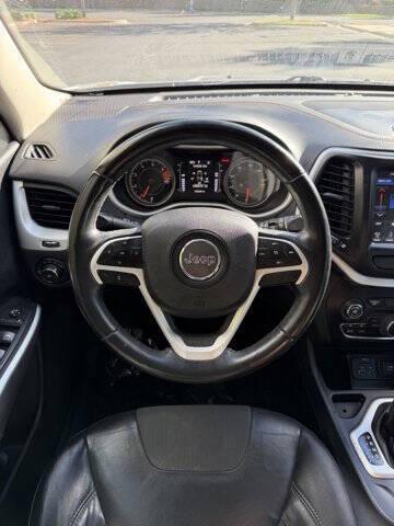 used 2018 Jeep Cherokee car, priced at $7,995
