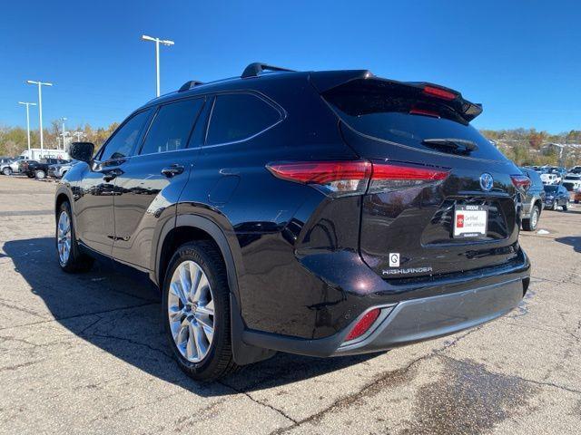 used 2022 Toyota Highlander Hybrid car, priced at $46,991