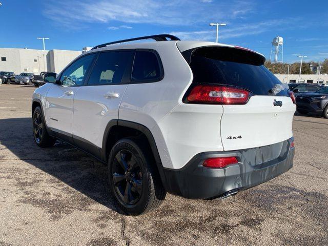 used 2018 Jeep Cherokee car, priced at $18,490