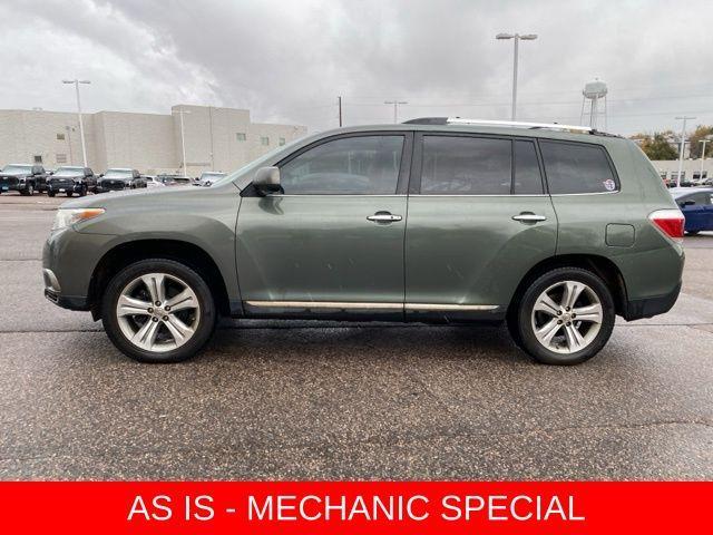 used 2011 Toyota Highlander car, priced at $7,290